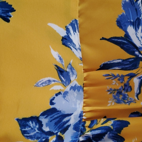 INC TOP, M - Picture 4 of 8